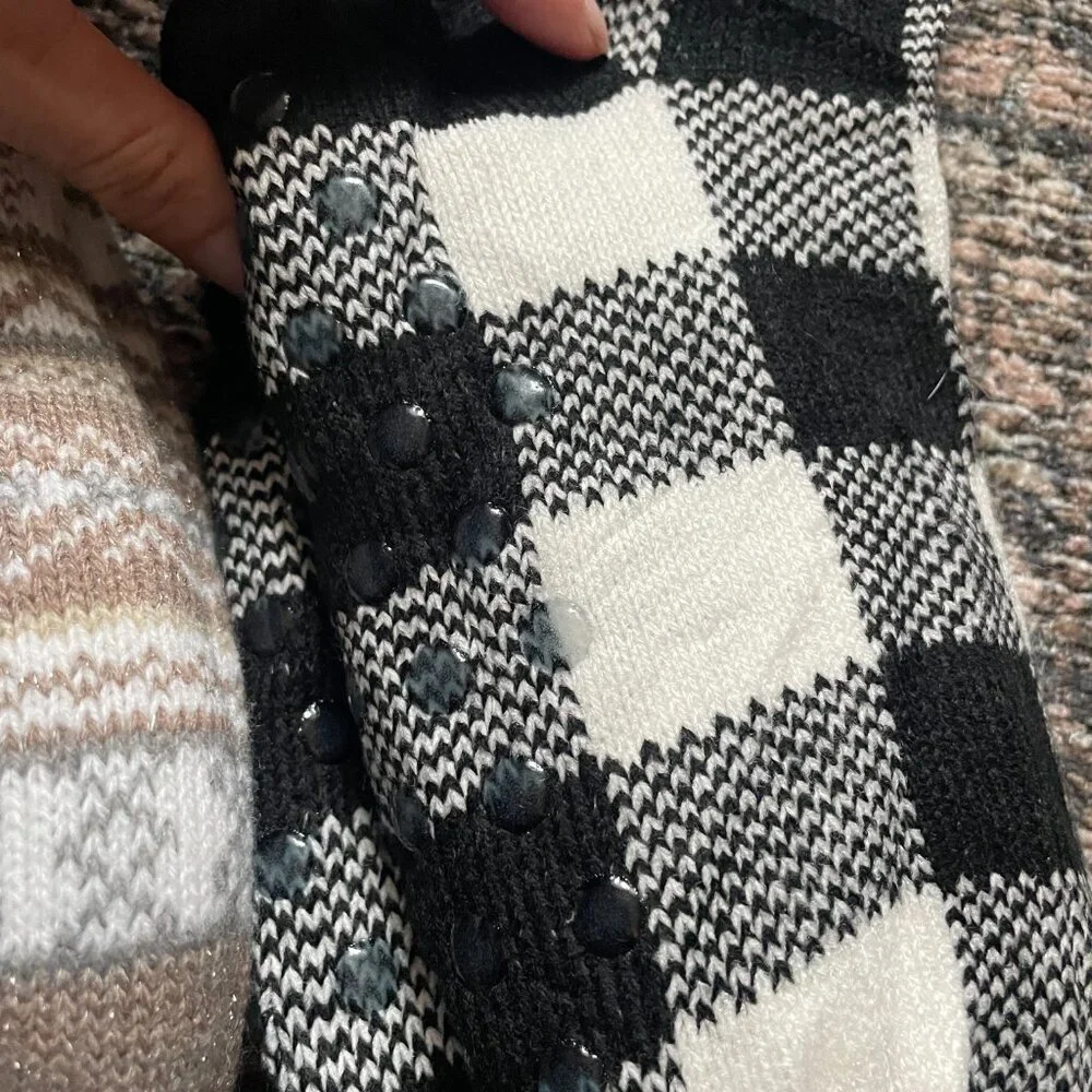 Muk Luks Cabin Socks 2 Pair Sherpa Slipper Socks Buffalo Plaid
